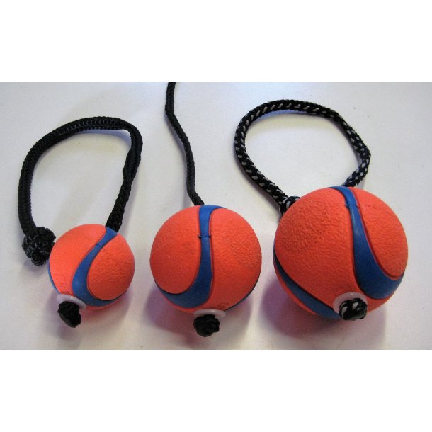 CHUCKIT ULTRA BALL MED MEGET KRAFTIG &Oslash;. 20x7 MM NEODYM POWERMAGNET - MED SNOR "FLERE BOLDE OG TOVTYPER"