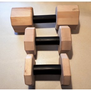 IPO-APPORTBUKKE MED UDSKIFTELIG MIDTERSTYKKE AF FDH GODKENDT MASSIV GUMMI. 