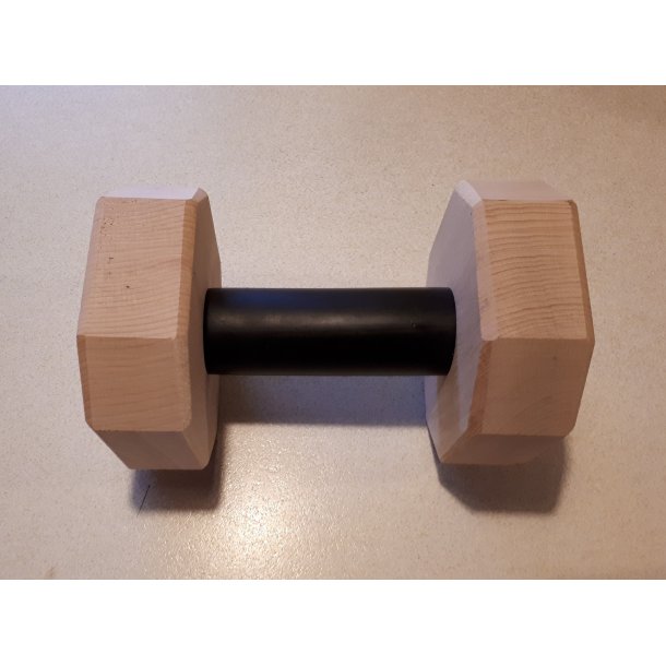 IPO-APPORTBUKKE MED UDSKIFTELIG MIDTERSTYKKE AF FDH GODKENDT MASSIV GUMMI. "VLG IMELLEM 3 STRRELSER OG ET KOMPLET ST MED ALLE 3 STRRELSER"