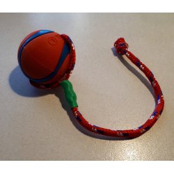 CHUCKIT ULTRA BALL MED GENNEMG&Aring;ENDE SPLEJSET SEJLTOV - "V&AElig;LG IMELLEM 4 ST&Oslash;RRELSER (OBS. &Oslash;. 6,4 CM LEVERES I 2 FARVER)"