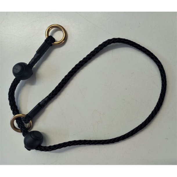 INDVIRKNINGS-HALSBND MED INDSTILLELIG HALSVIDDE M/2 KUGLER OG 2 RINGE - . 5MM x MAX 55 CM.