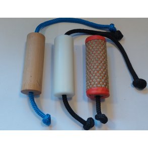 APPORTRULLE MED LST GENNEMGENDE TRKTOV - L. 12 CM. (VLG IMELLEM TR, NYLON OG JUTE)